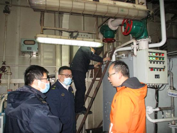 九江海事局新港处辖区防污染专项整治工作