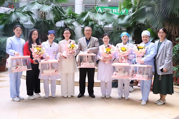 致敬天使——九江市中醫醫院看望慰問一線護理人員